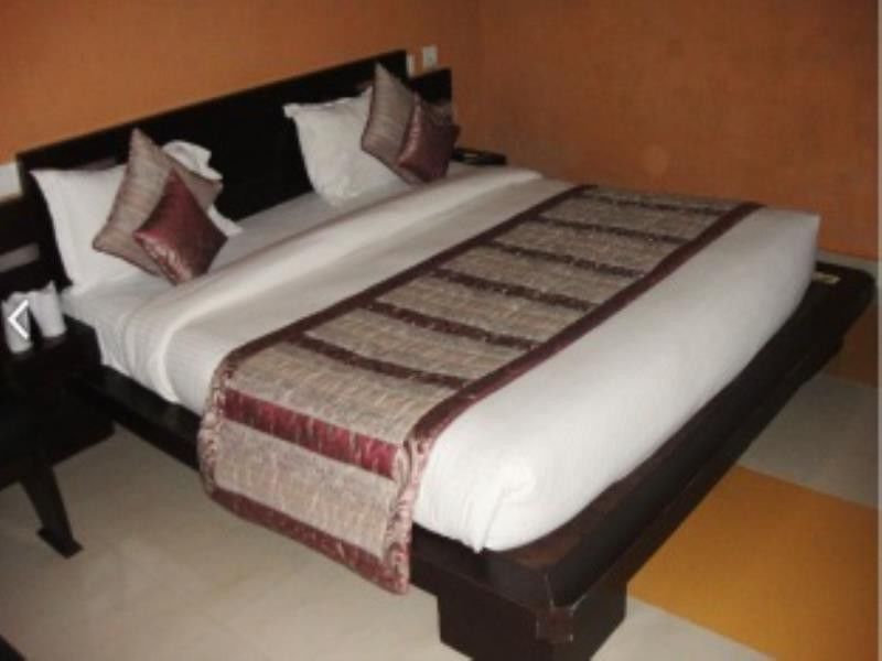 Anand Corbett Aamod Resort & Spa Corbett National Park Buitenkant foto